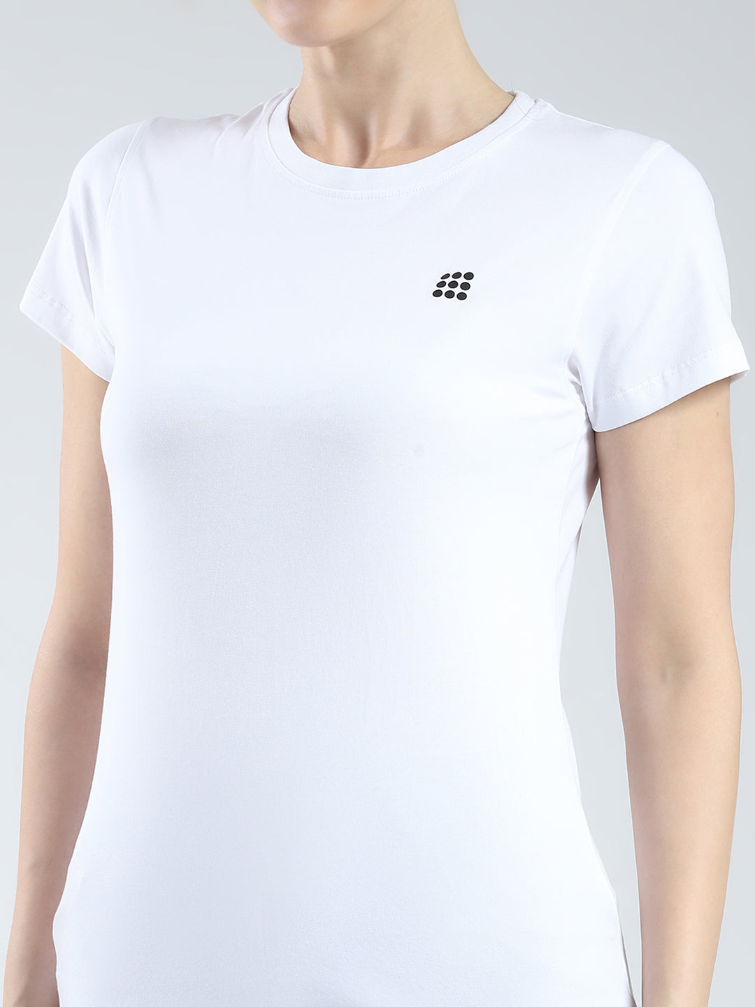 Rock.it Women White Solid Round Neck Half Sleeve Top