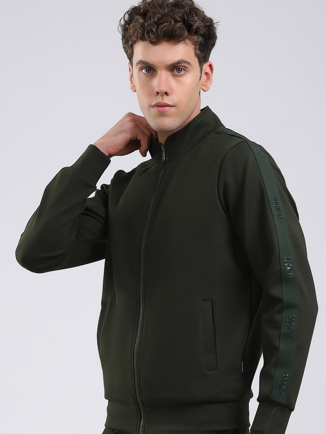 Rock.it Men Olive Solid Round Neck Full Sleeve Winter Tracksuit