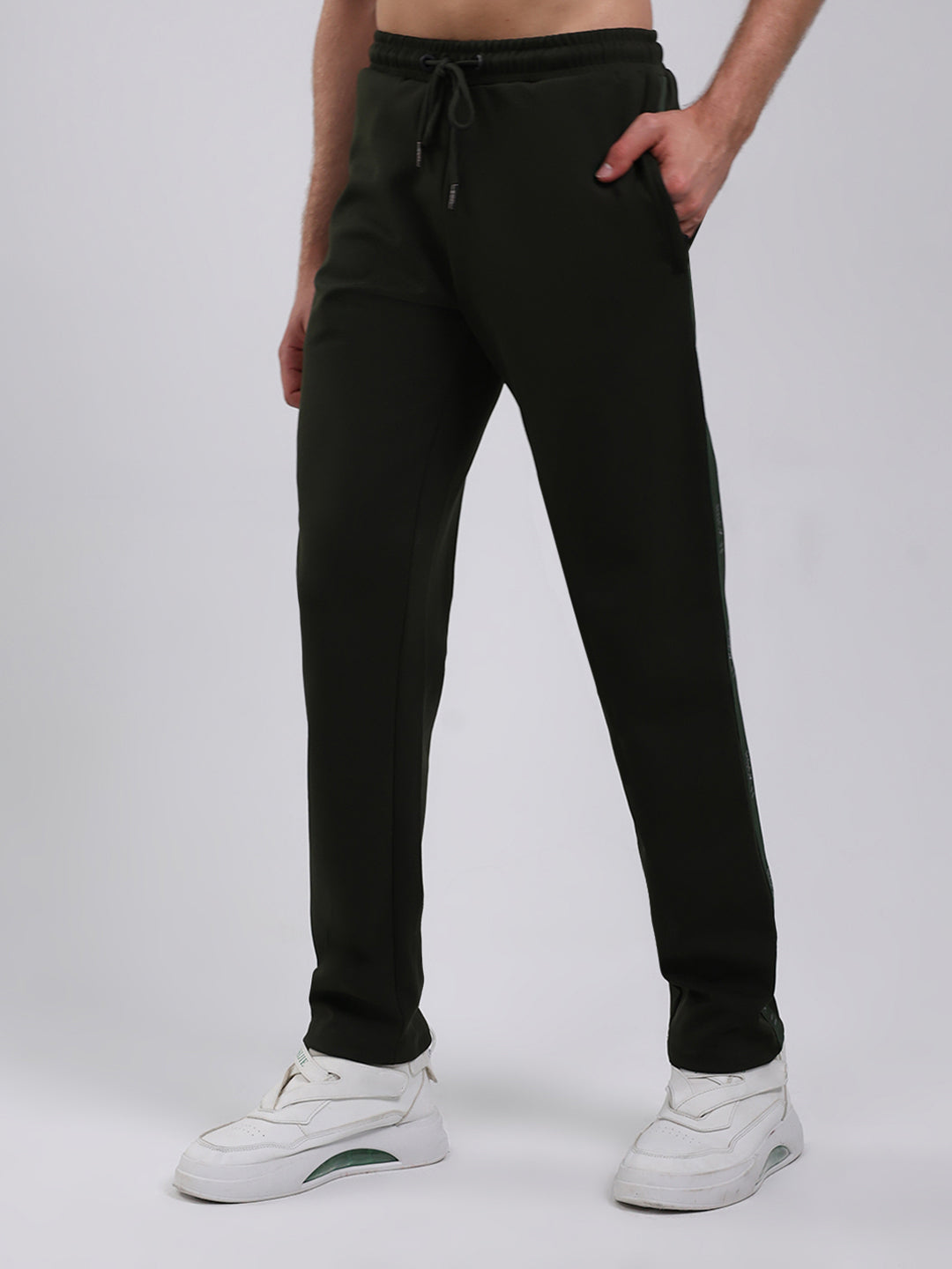 Rock.it Men Olive Solid Round Neck Full Sleeve Winter Tracksuit