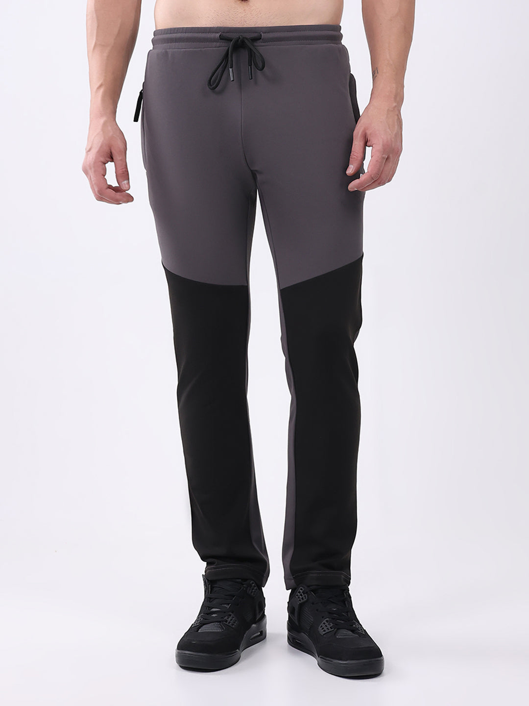 Rock.it Men Black Solid Mock Neck Full Sleeve Winter Tracksuit