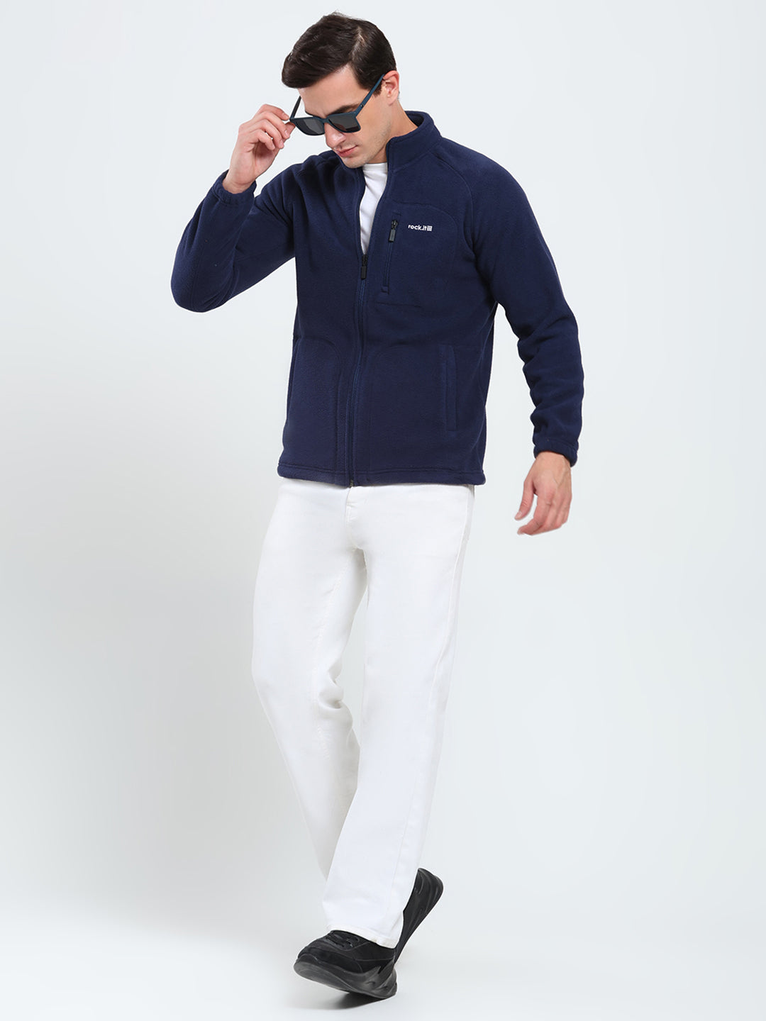 Rock.it Men Navy Blue Solid Mock Neck Full Sleeve Sweatshirt