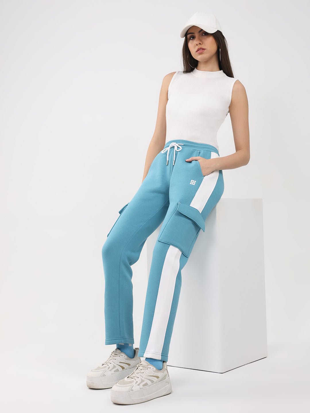 Rock.it Women Teal Blue Solid Regular Fit Winter Lower