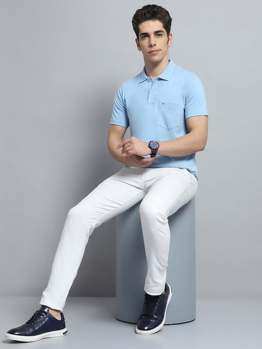 Men Sky Blue Solid Collar Half Sleeve T-Shirt