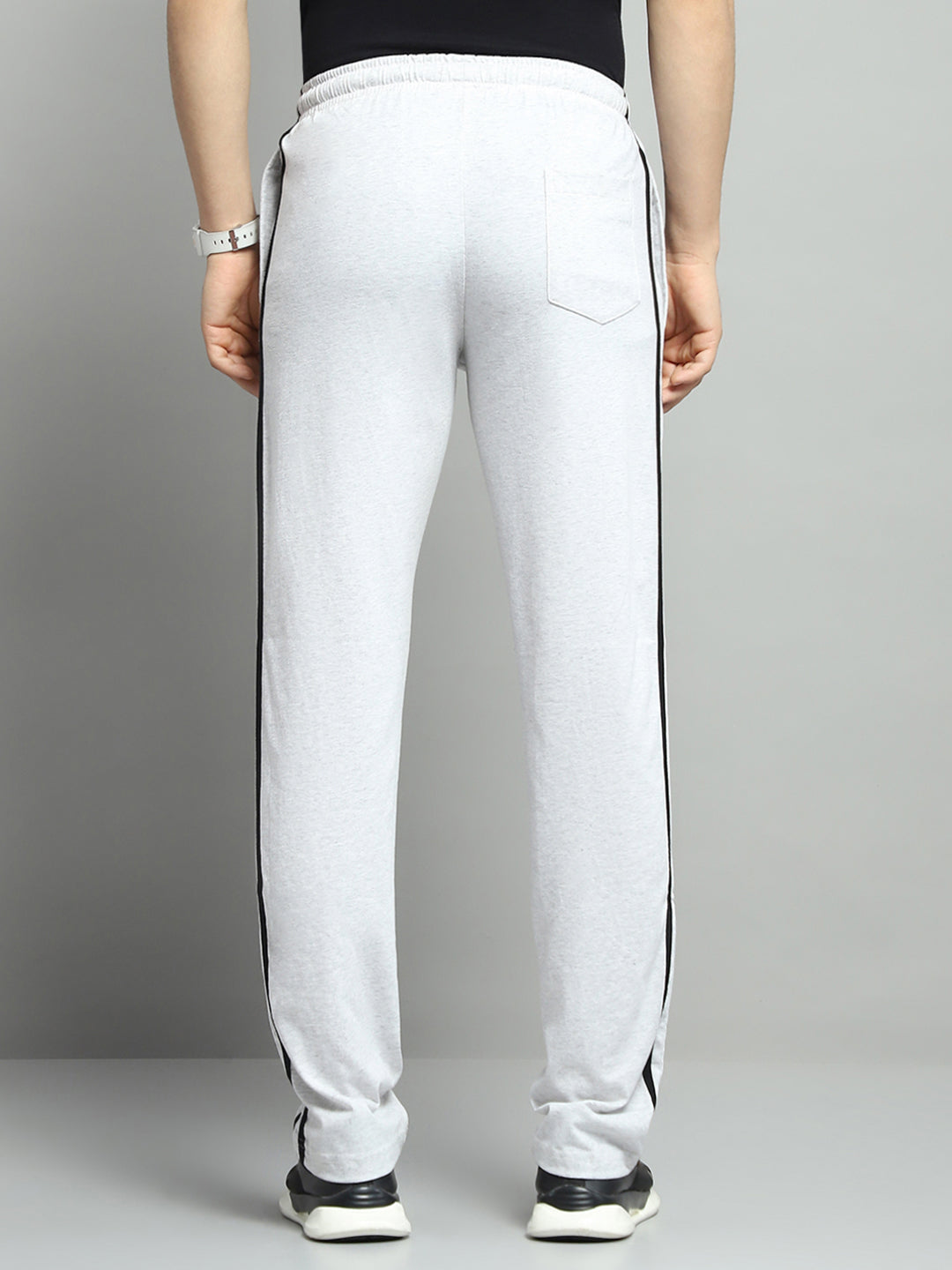 Men Off White Solid Regular Fit Lower