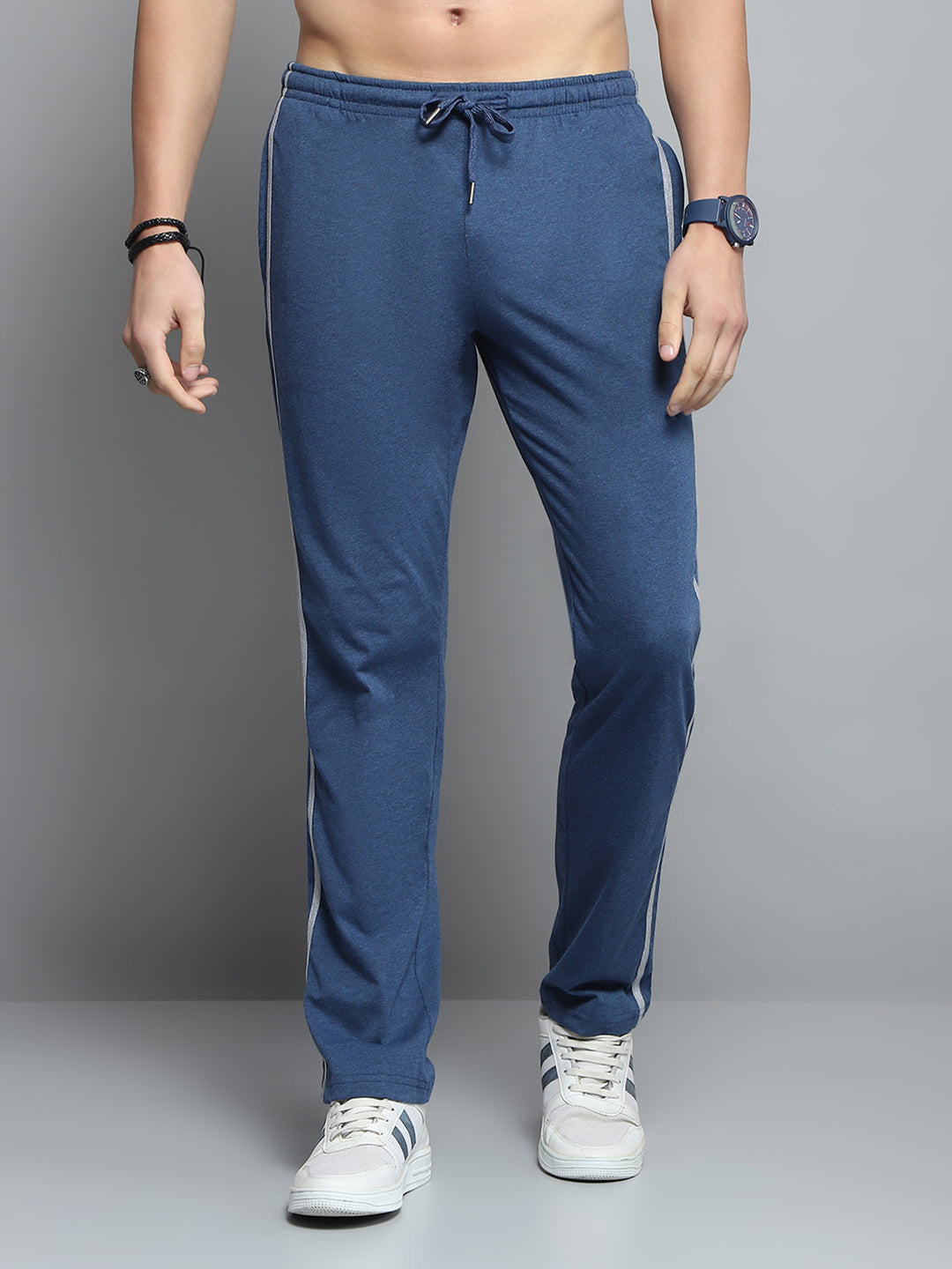 Men Blue Solid Regular Fit Lower