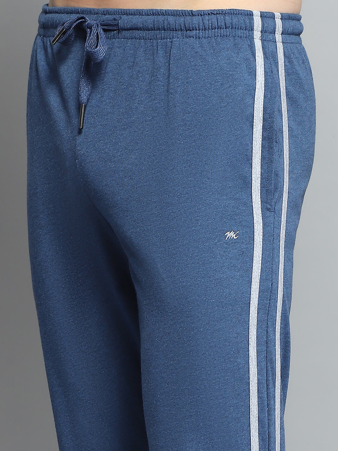 Men Blue Solid Regular Fit Lower