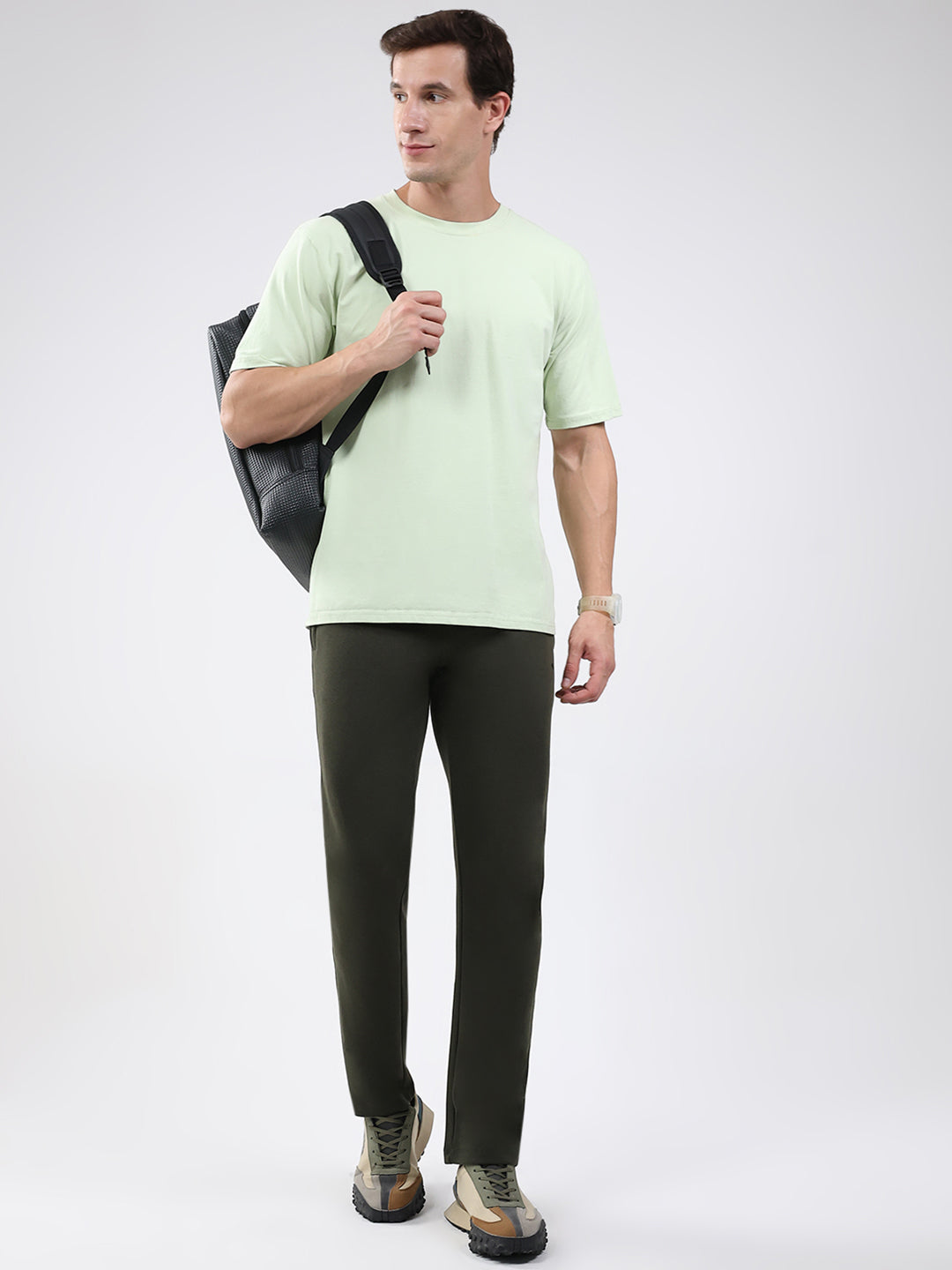 Men Olive Solid Regular Fit Lower