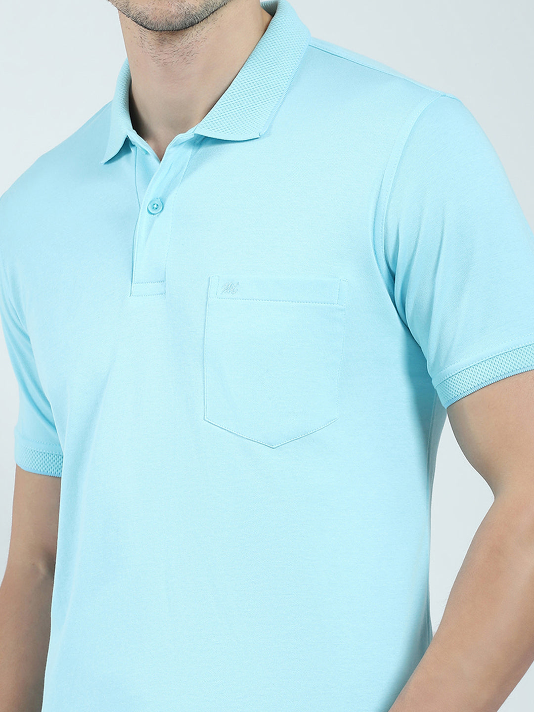 Men Blue Solid Collar Half Sleeve T-Shirt