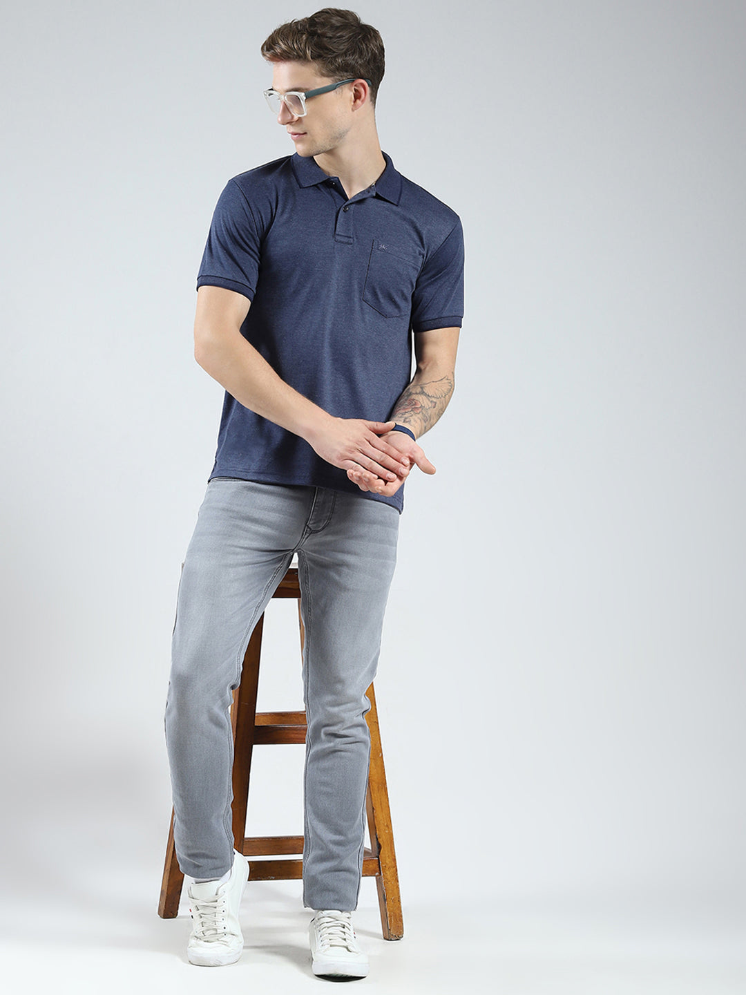 Men Navy Blue Solid Collar Half Sleeve T-Shirt