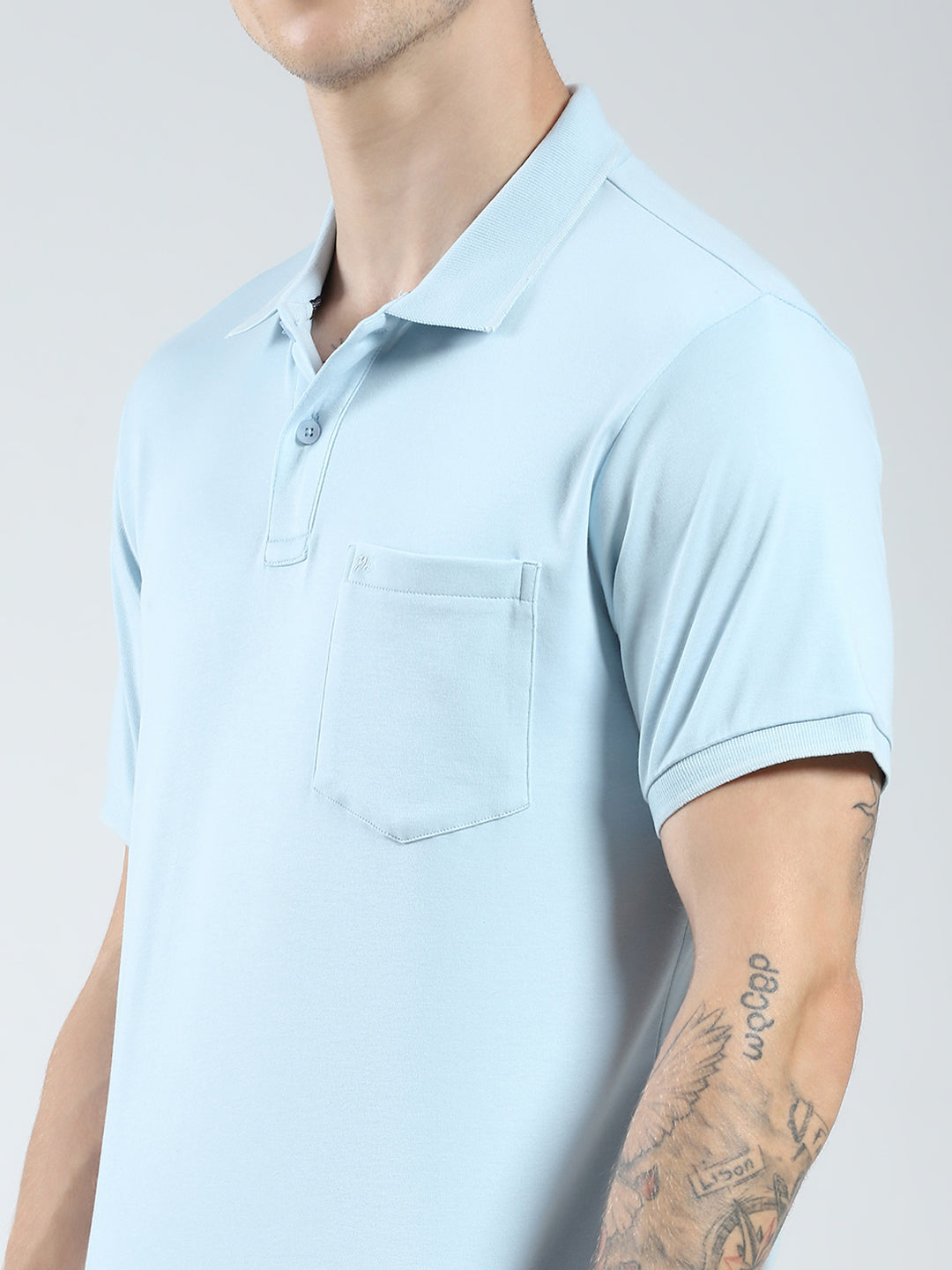 Men Blue Solid Collar Half Sleeve T-Shirt