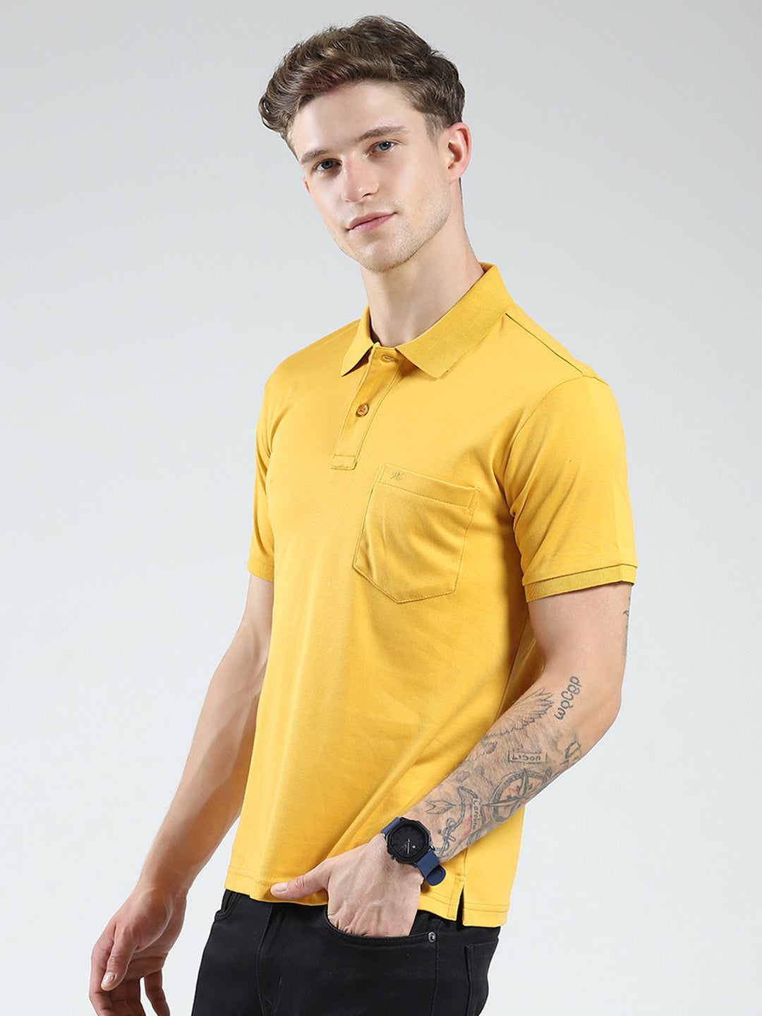 Men Mustard Solid Collar Half Sleeve T-Shirt
