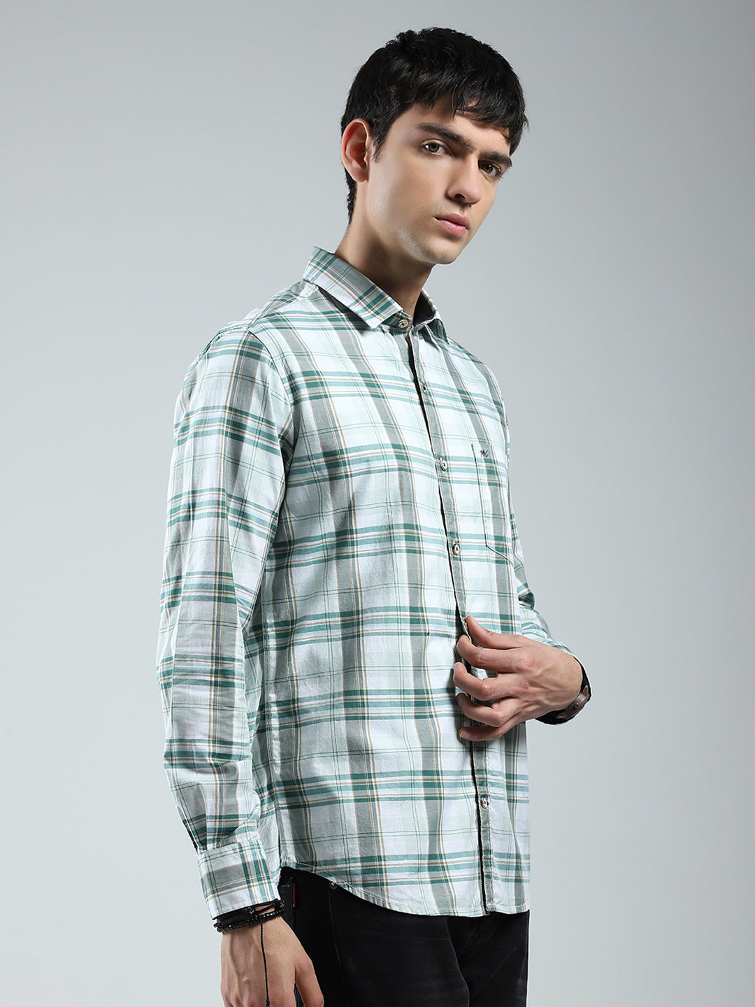Men Green Check Collar Full Sleeve Shirt