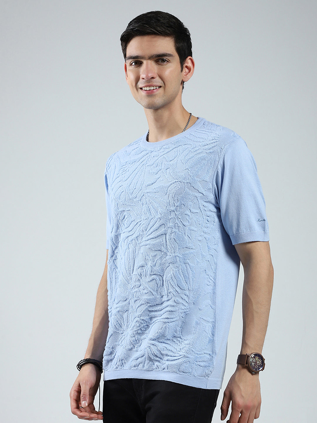 Men Blue Self Design Round Neck Half Sleeve T-Shirt