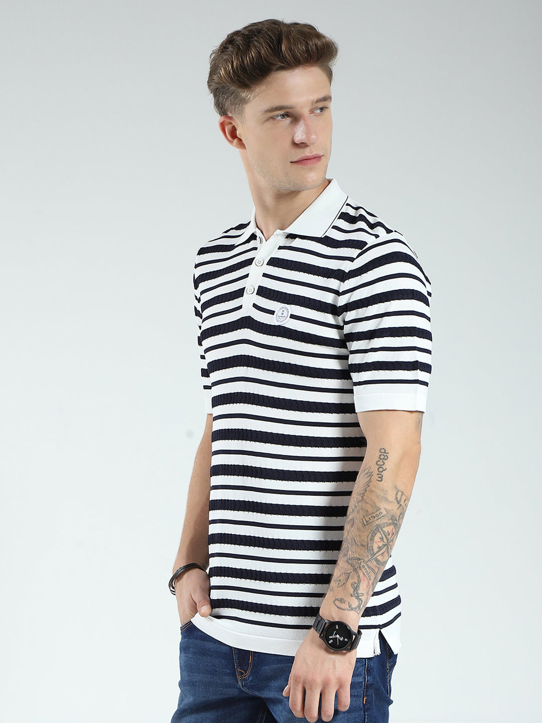 Men White Stripe Collar Half Sleeve T-Shirt