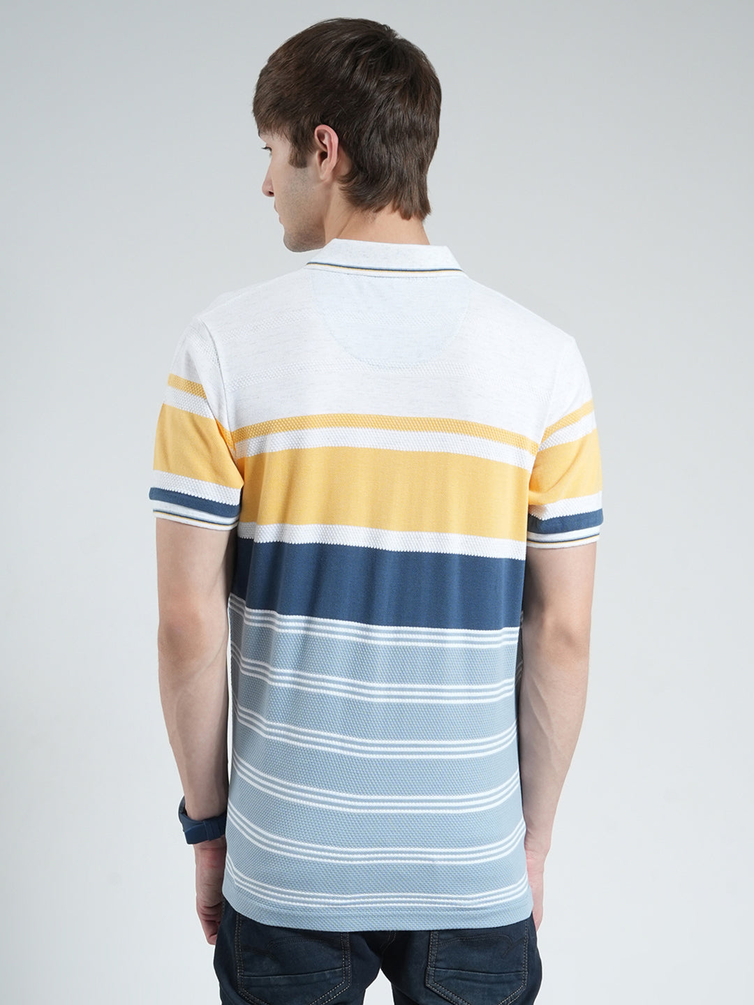 Men Yellow Stripe Collar Half Sleeve T-Shirt