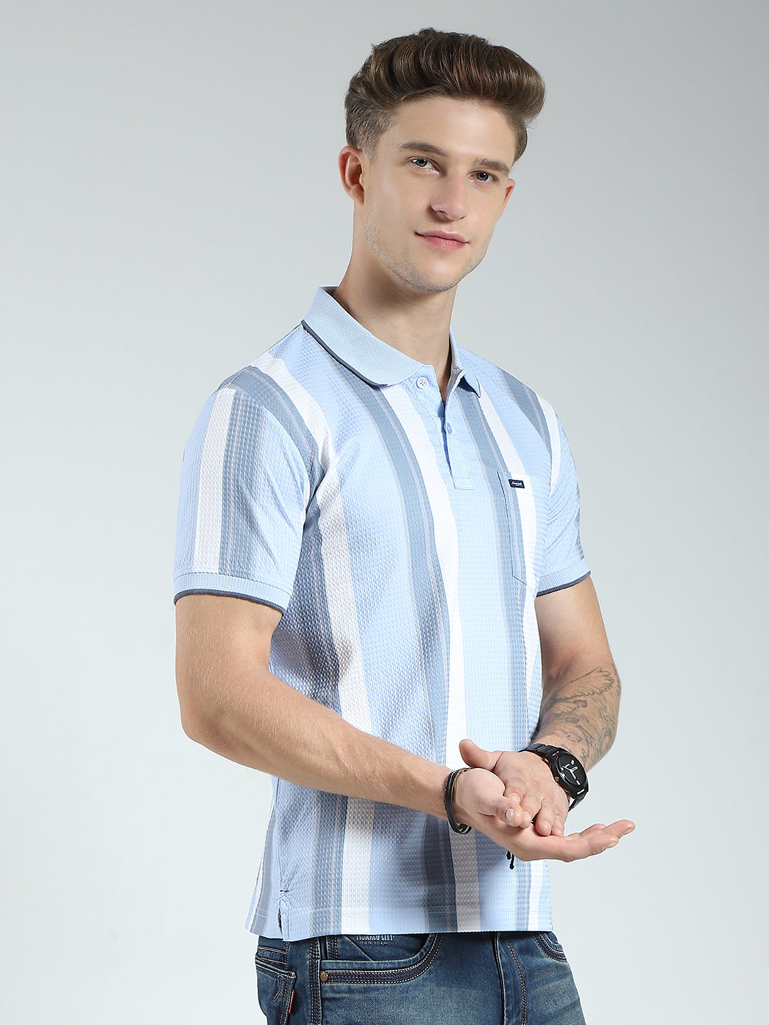 Men Blue Stripe Collar Half Sleeve T-Shirt