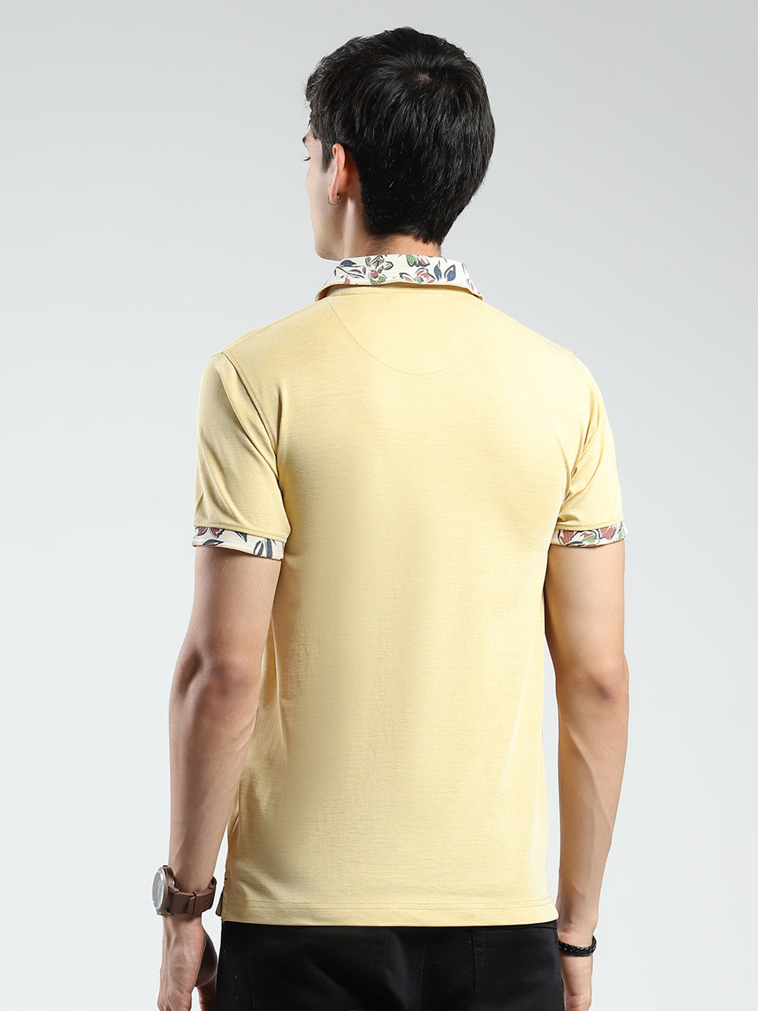 Men Yellow Printed Collar Half Sleeve T-Shirt