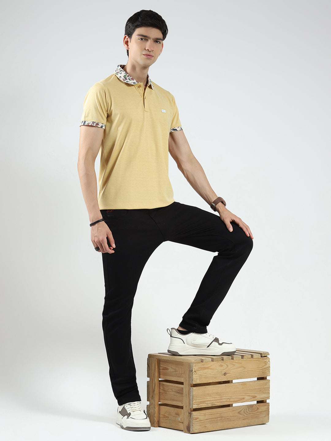 Men Yellow Printed Collar Half Sleeve T-Shirt