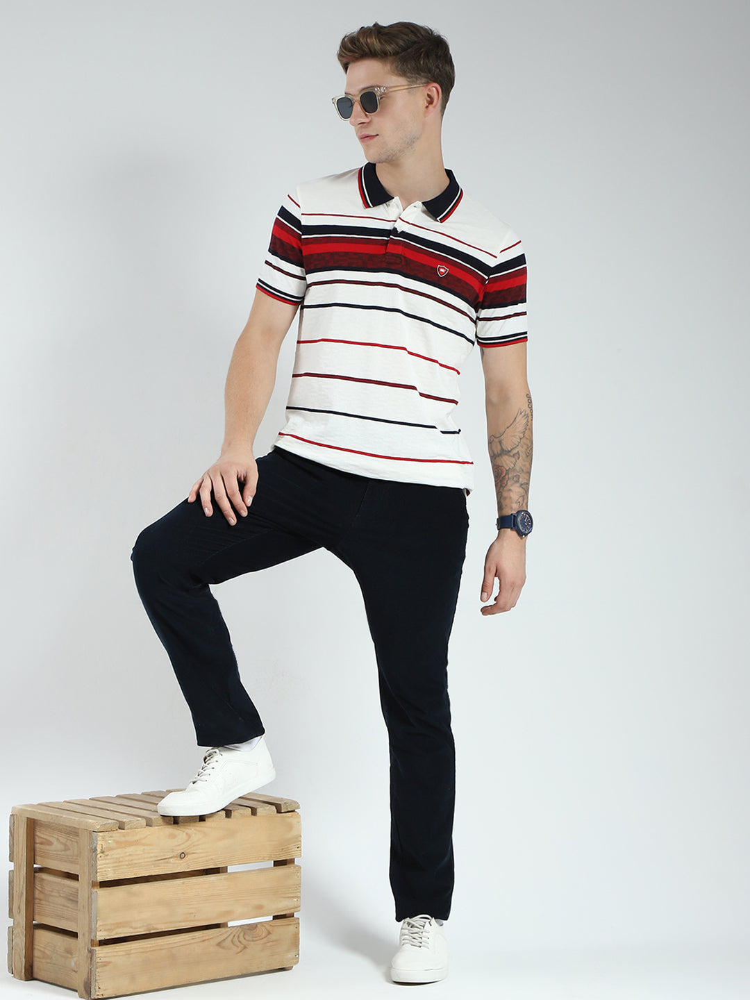 Men White & Red Stripe Collar Half Sleeve T-Shirt