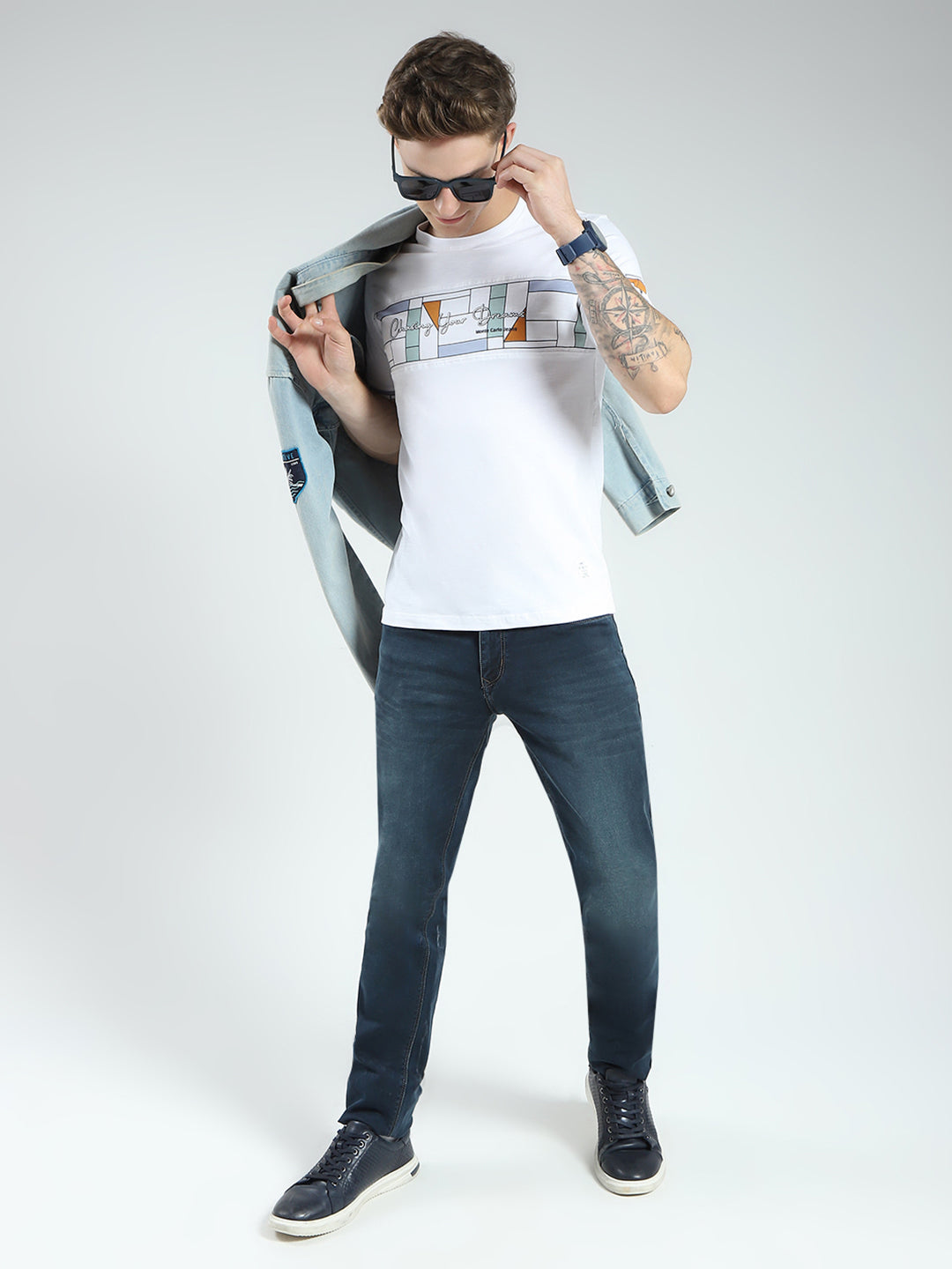 Men White Printed Round Neck Half Sleeve T-Shirt