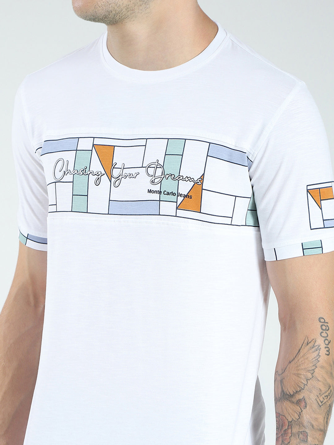 Men White Printed Round Neck Half Sleeve T-Shirt