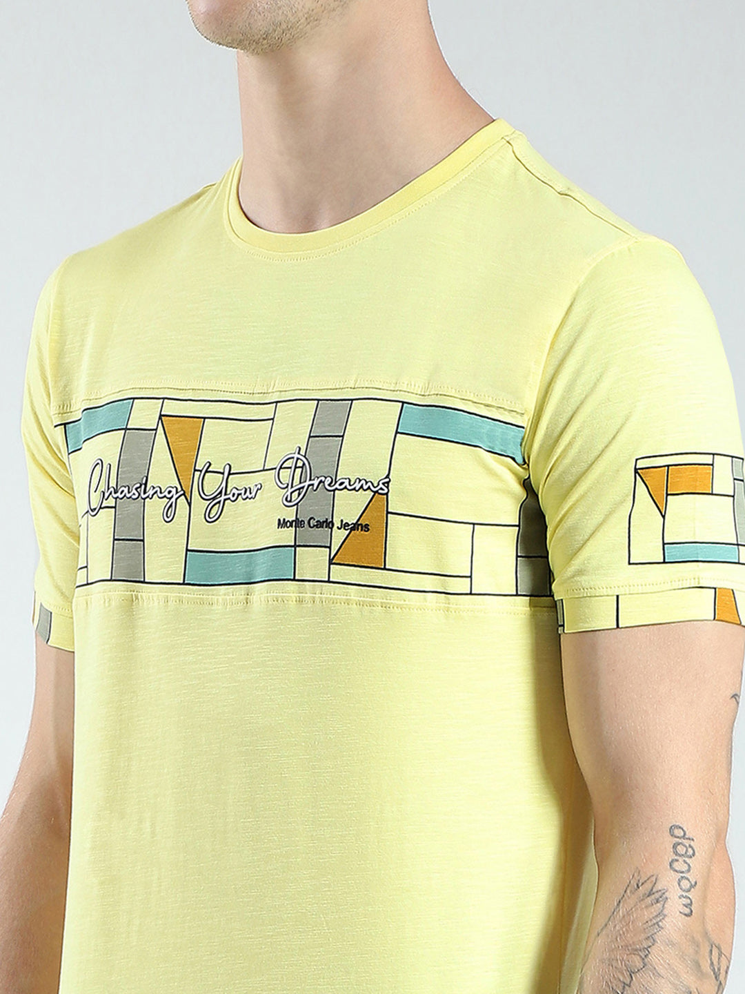 Men Yellow Printed Round Neck Half Sleeve T-Shirt