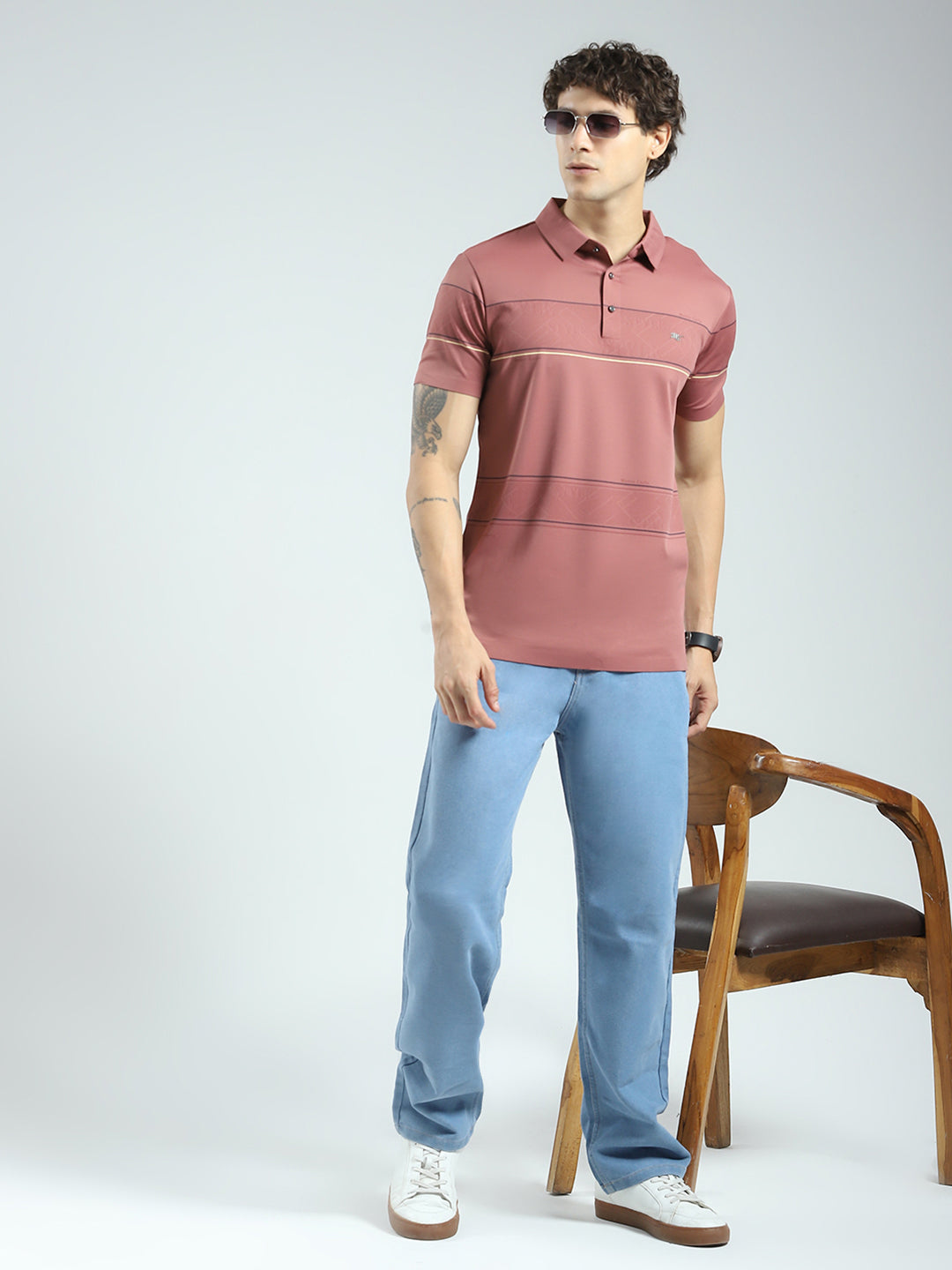 Men Pink Stripe Collar Half Sleeve T-Shirt