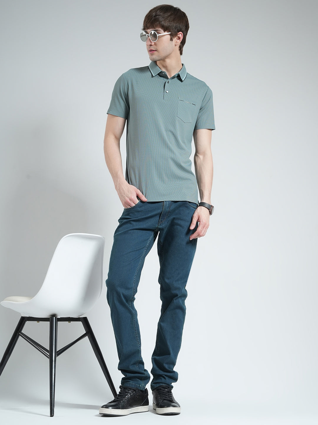 Men Green Solid Collar Half Sleeve T-Shirt