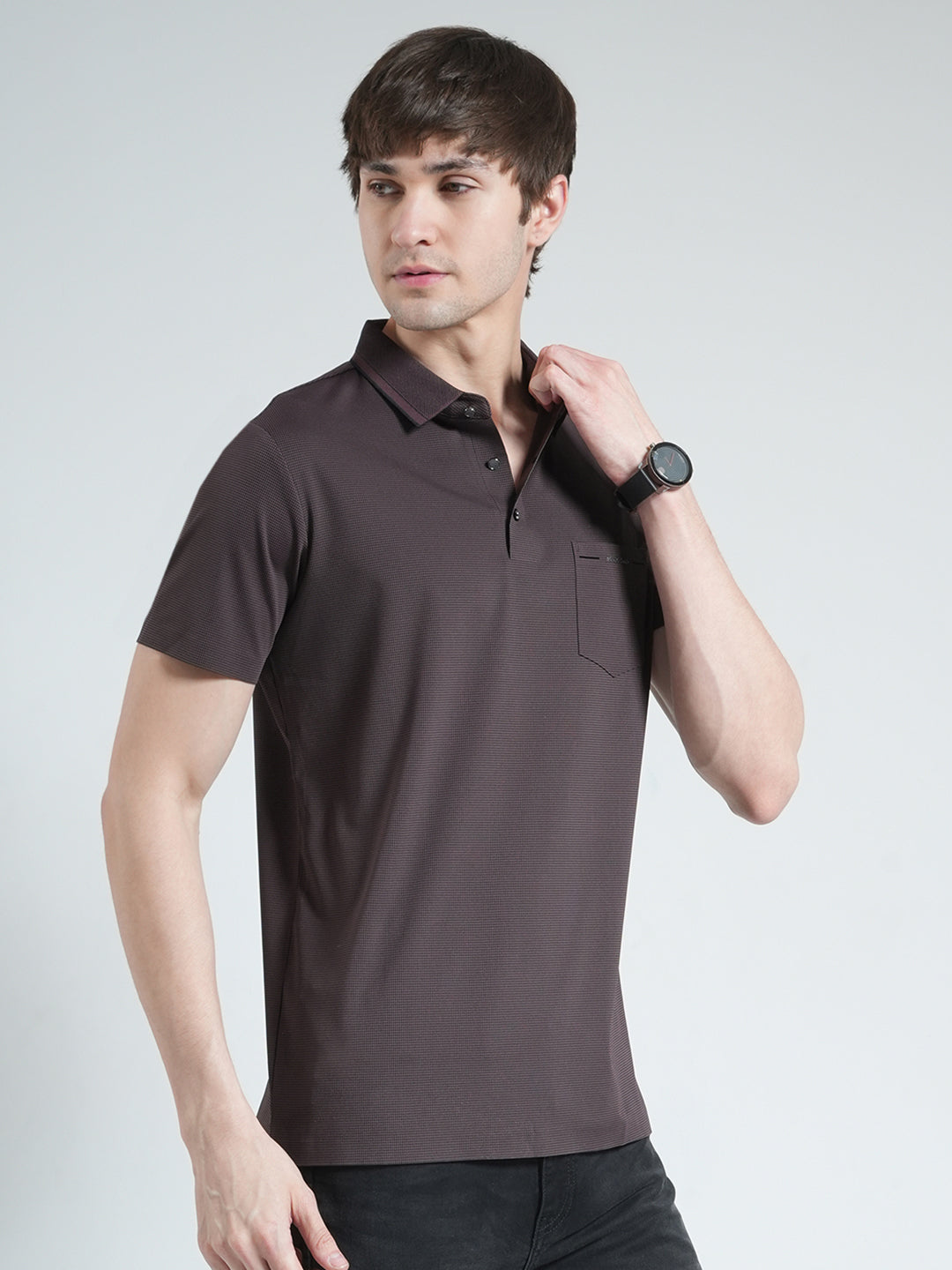 Men Brown Solid Collar Half Sleeve T-Shirt