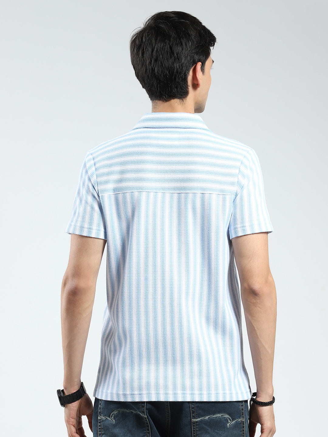 Men Blue Stripe Collar Half Sleeve Shirt