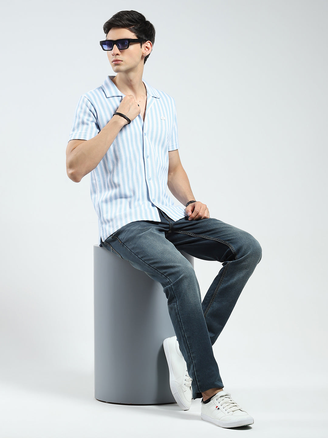 Men Blue Stripe Collar Half Sleeve Shirt