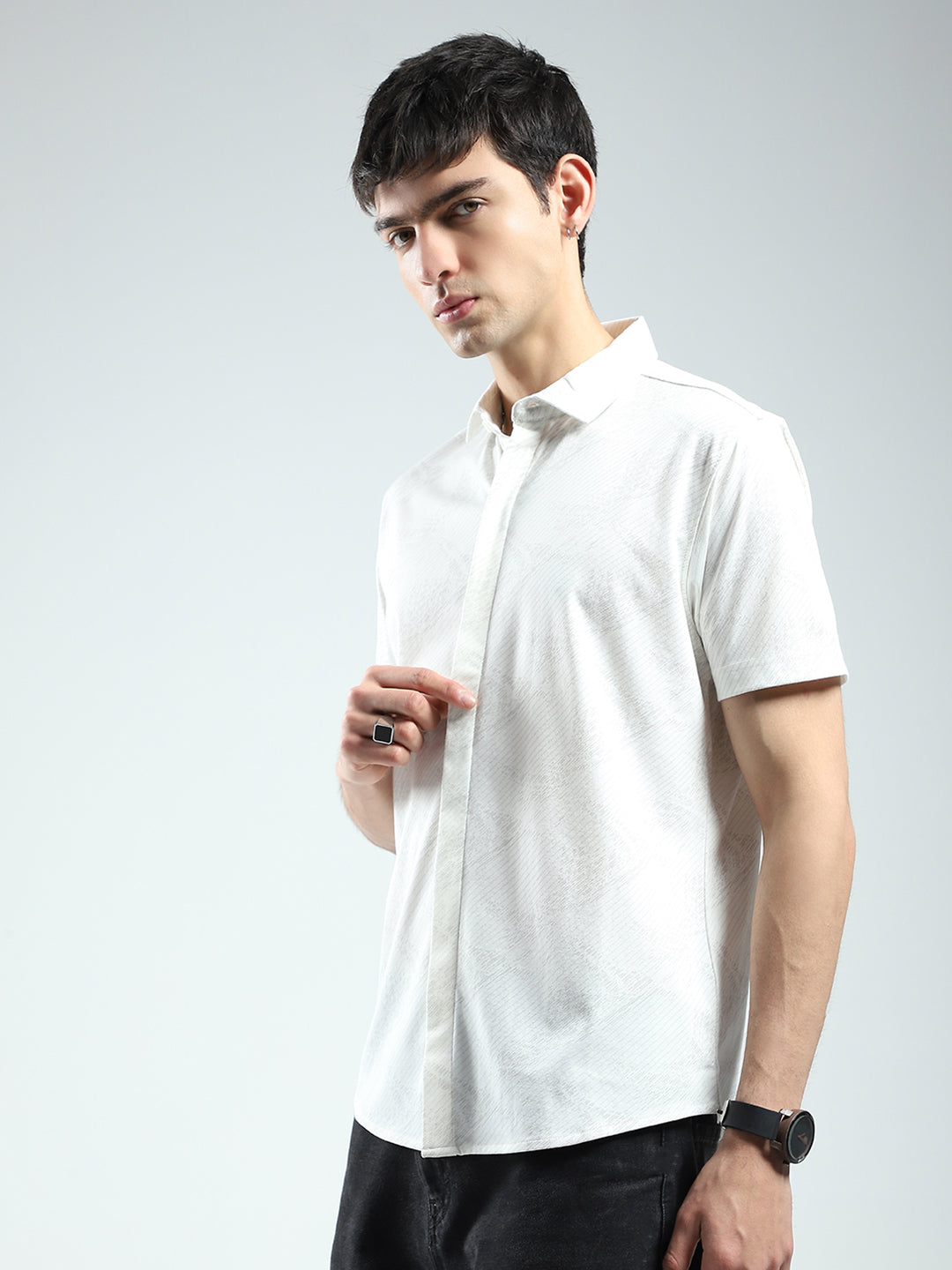 Men White Printed Collar Half Sleeve Shirt