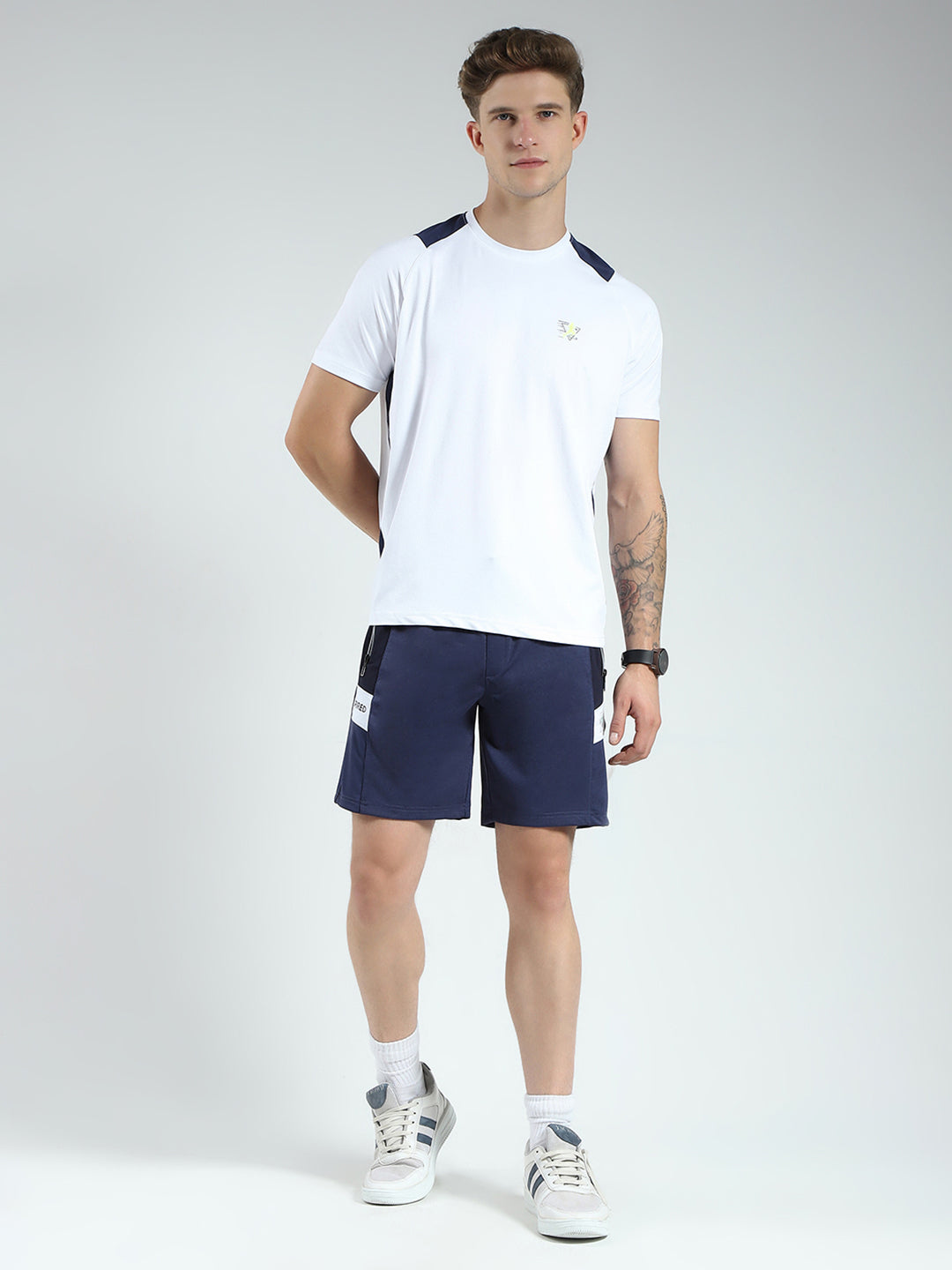 Men Blue Solid Round Neck Half Sleeve Bermuda Set