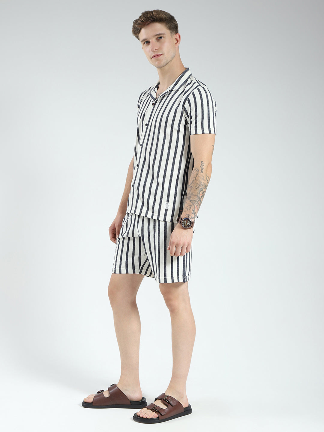 Men Off White Printed Collar Half Sleeve Bermuda Set