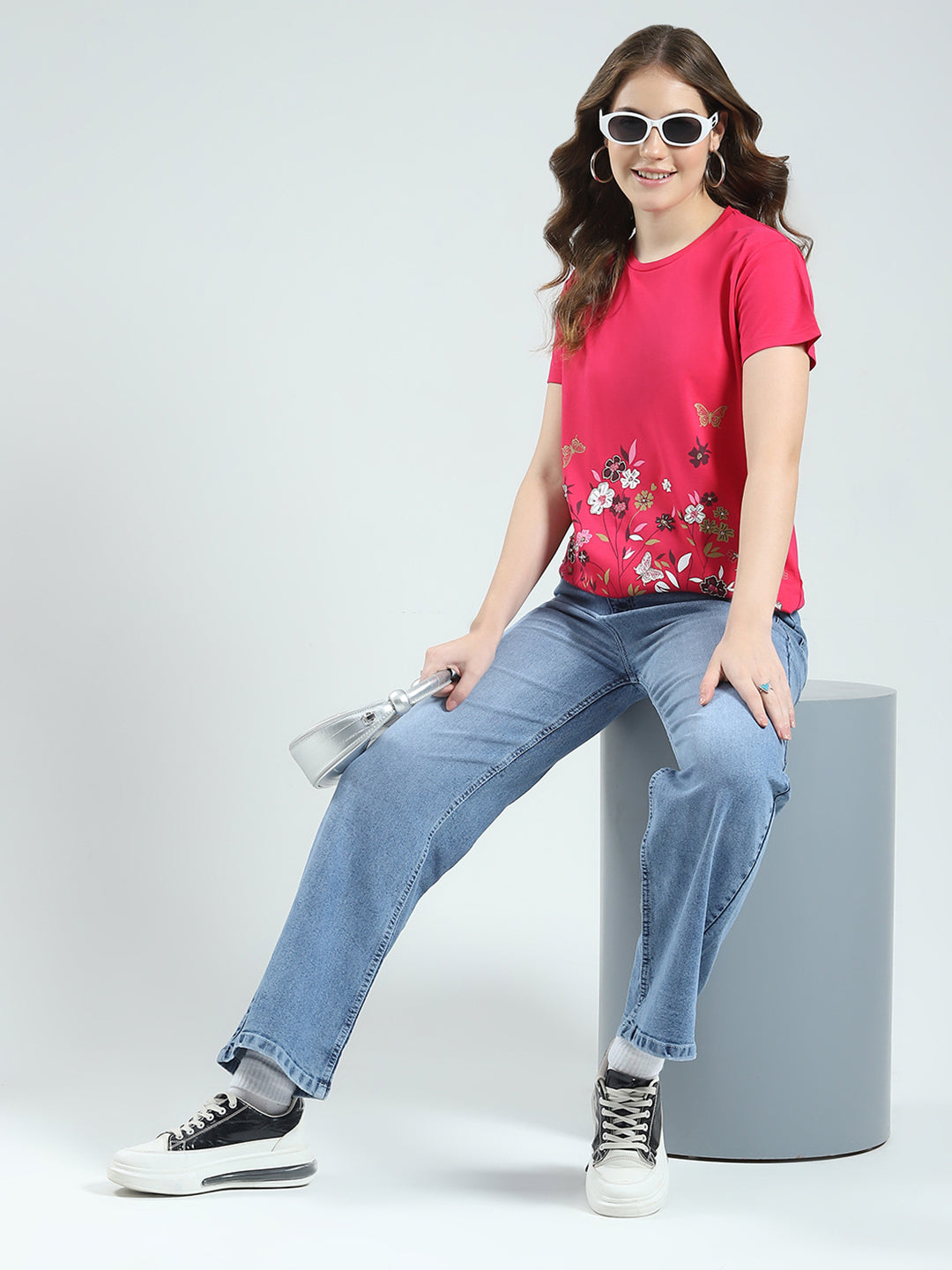 Women Magenta Embroidered Round Neck Half Sleeve Top