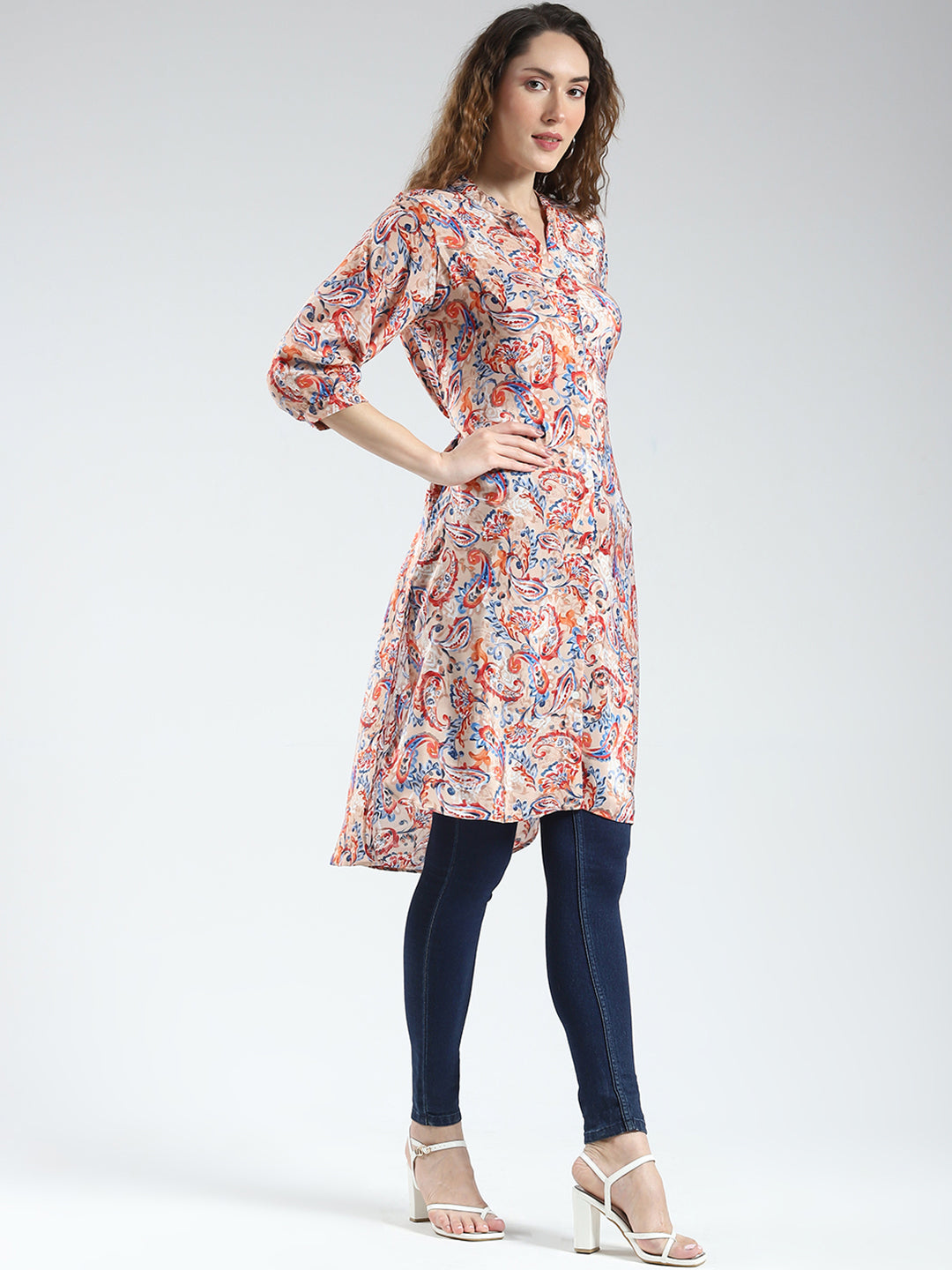 Women Brown Printed Round Neck 3/4th Sleeve Tunic