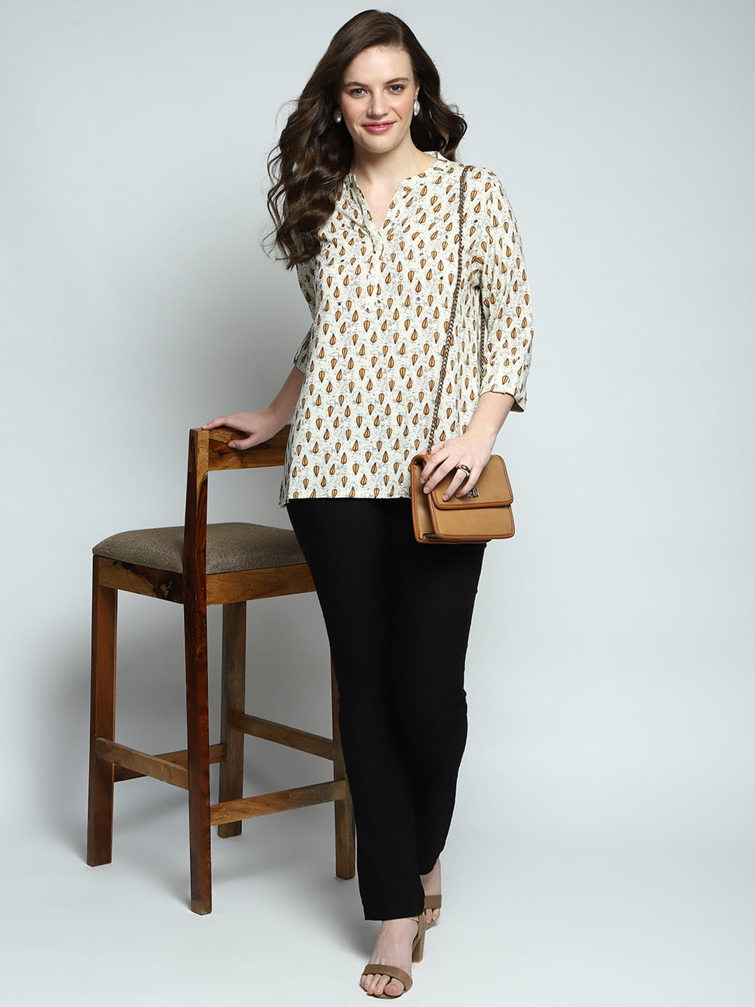 Women Beige Printed Round Neck 3/4th Sleeve Top