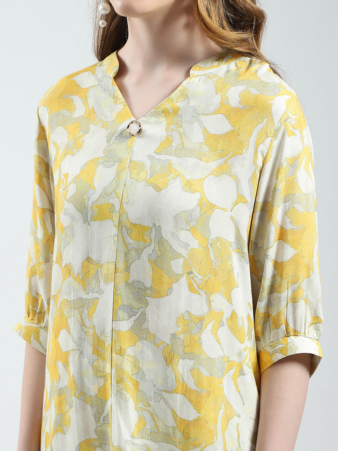 Women Yellow Printed V Neck Half Sleeve Top