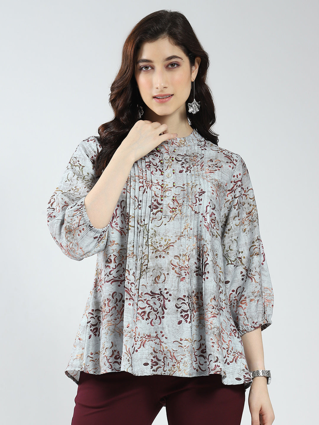 Women Grey Printed Band Neck 3/4th Sleeve Top