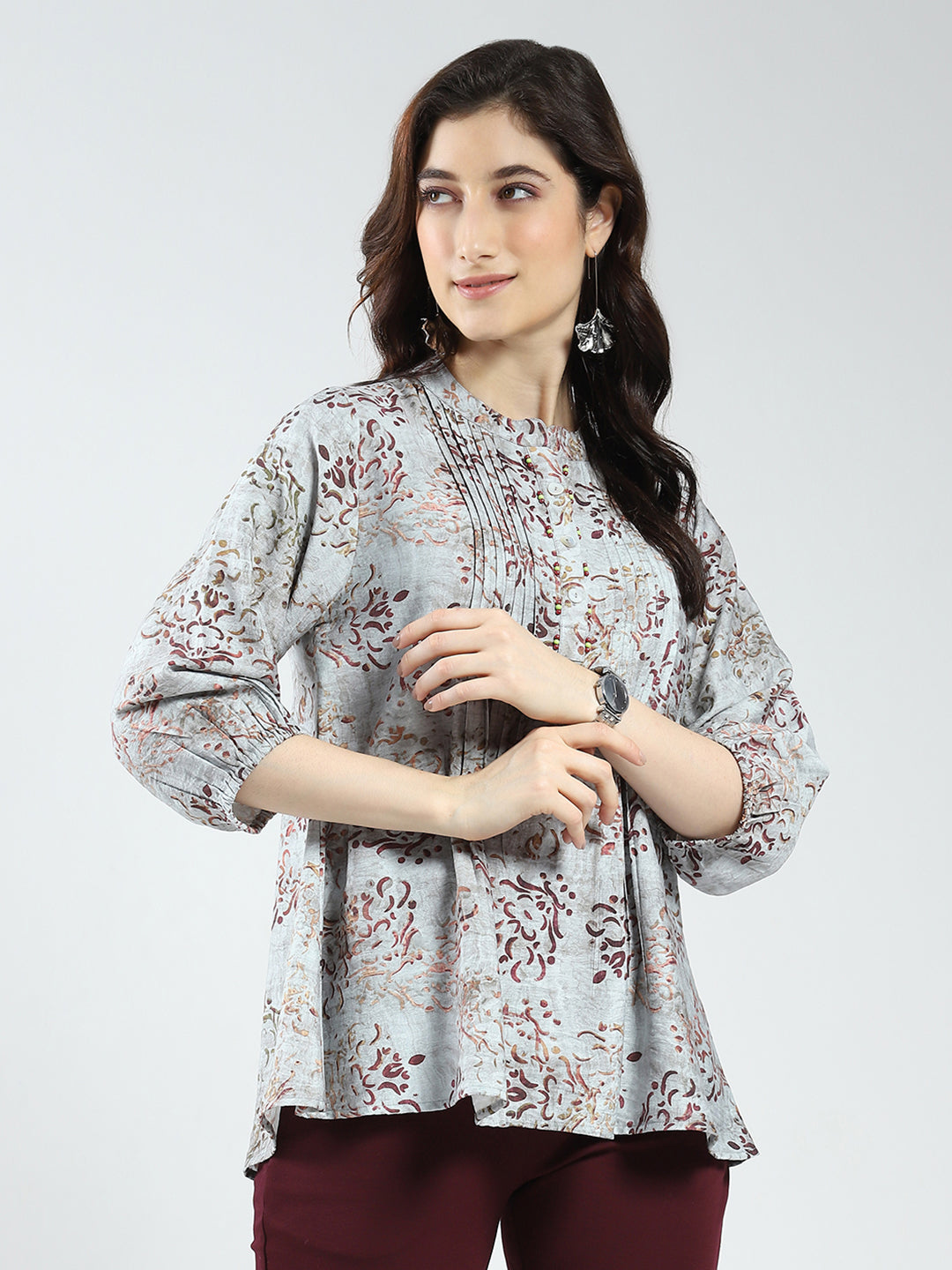 Women Grey Printed Band Neck 3/4th Sleeve Top