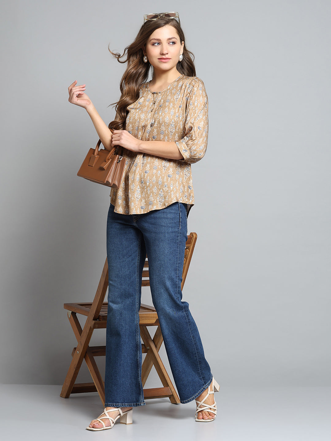 Women Khaki Printed Round Neck 3/4th Sleeve Top