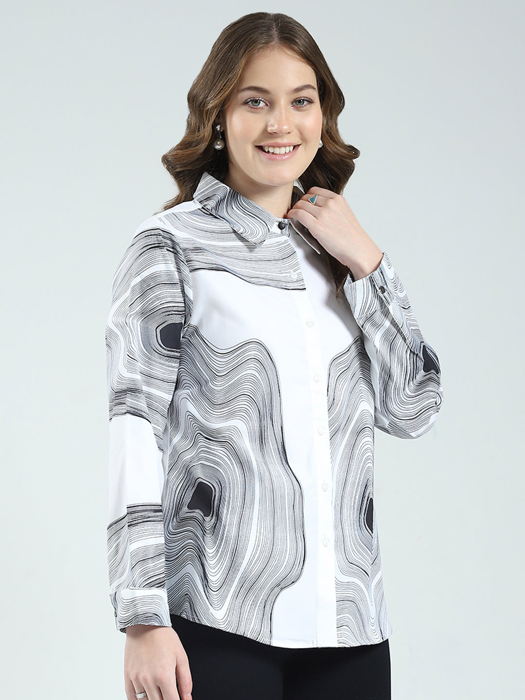 Women White Printed Collar Full Sleeve Top