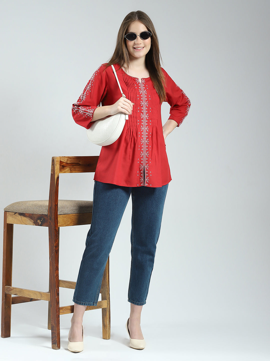 Women Red Printed Round Neck 3/4th Sleeve Top