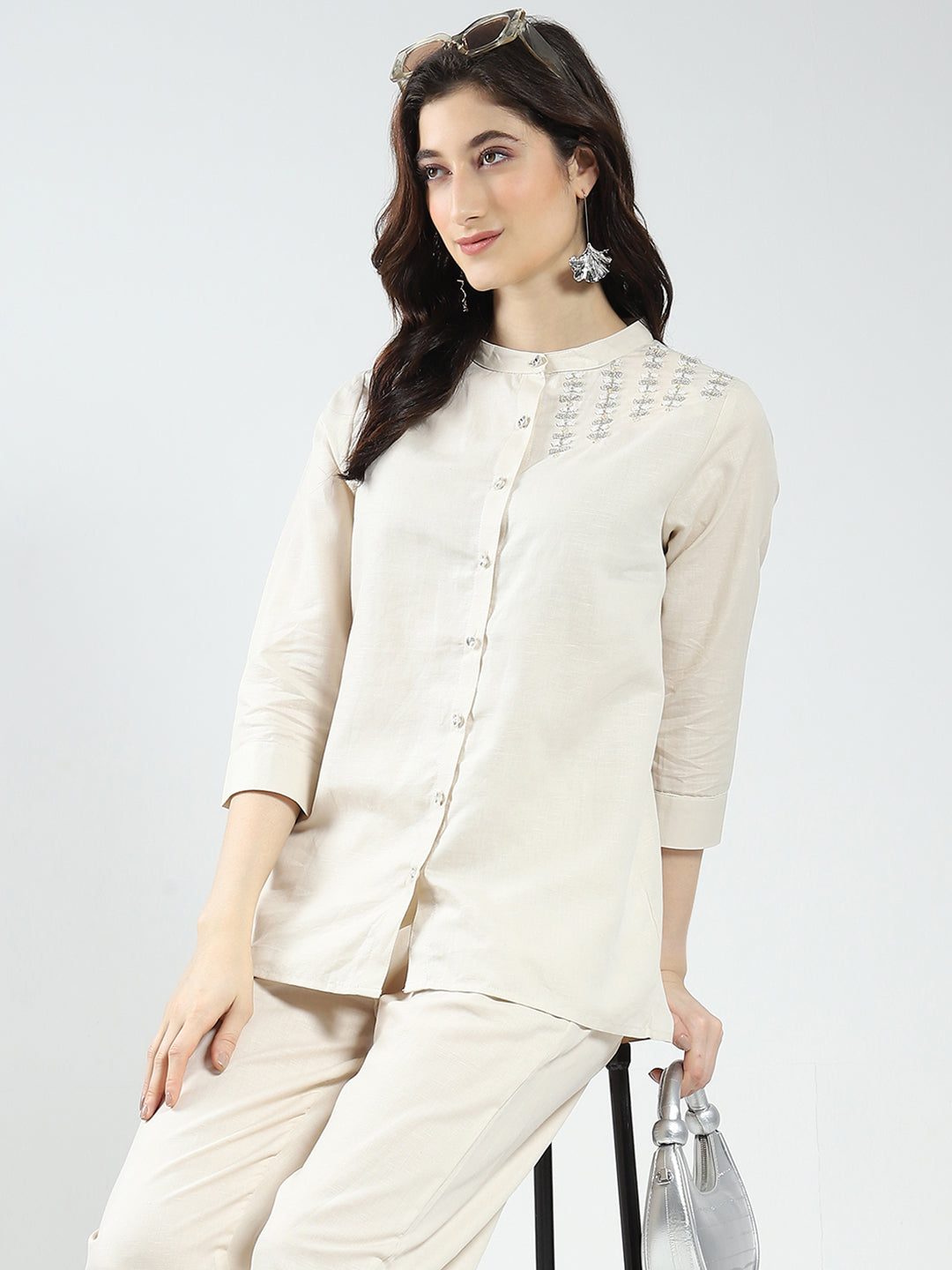 Women Beige Self Design Band Neck 3/4th Sleeve Cords Set