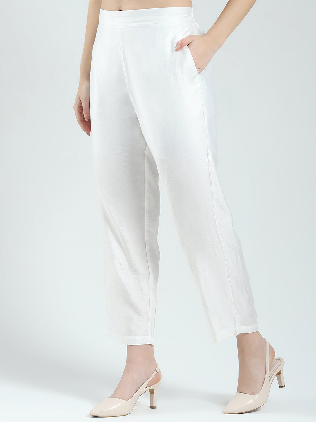 Women Off White Printed Round Neck Sleeveless 3 Pcs Cords Set