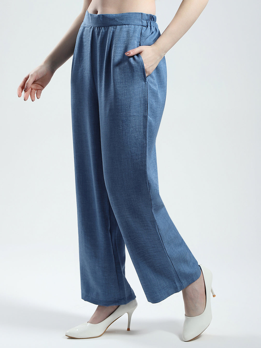 Women Blue Embroidered Collar Half Sleeve Cords Set