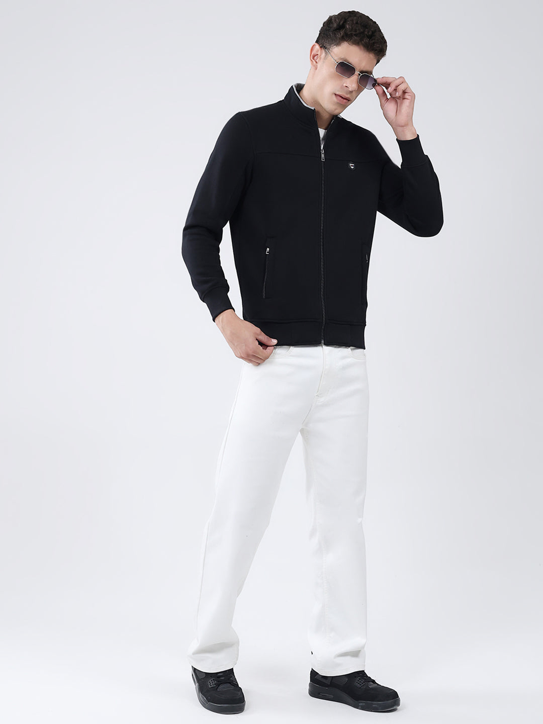 Men Black Solid Mock Neck Full Sleeve Sweatshirt