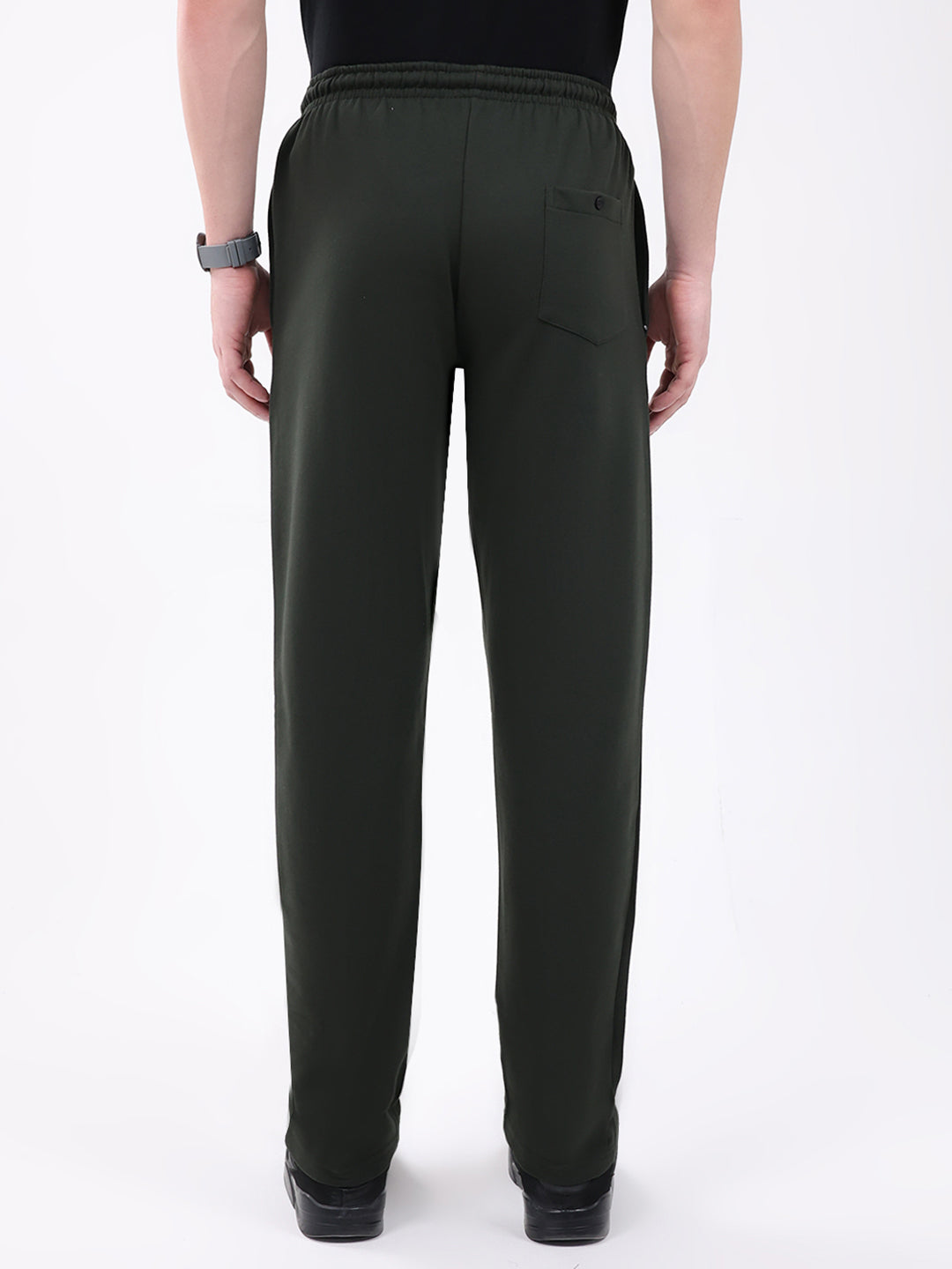 Men Olive Solid Regular Fit Winter Lower