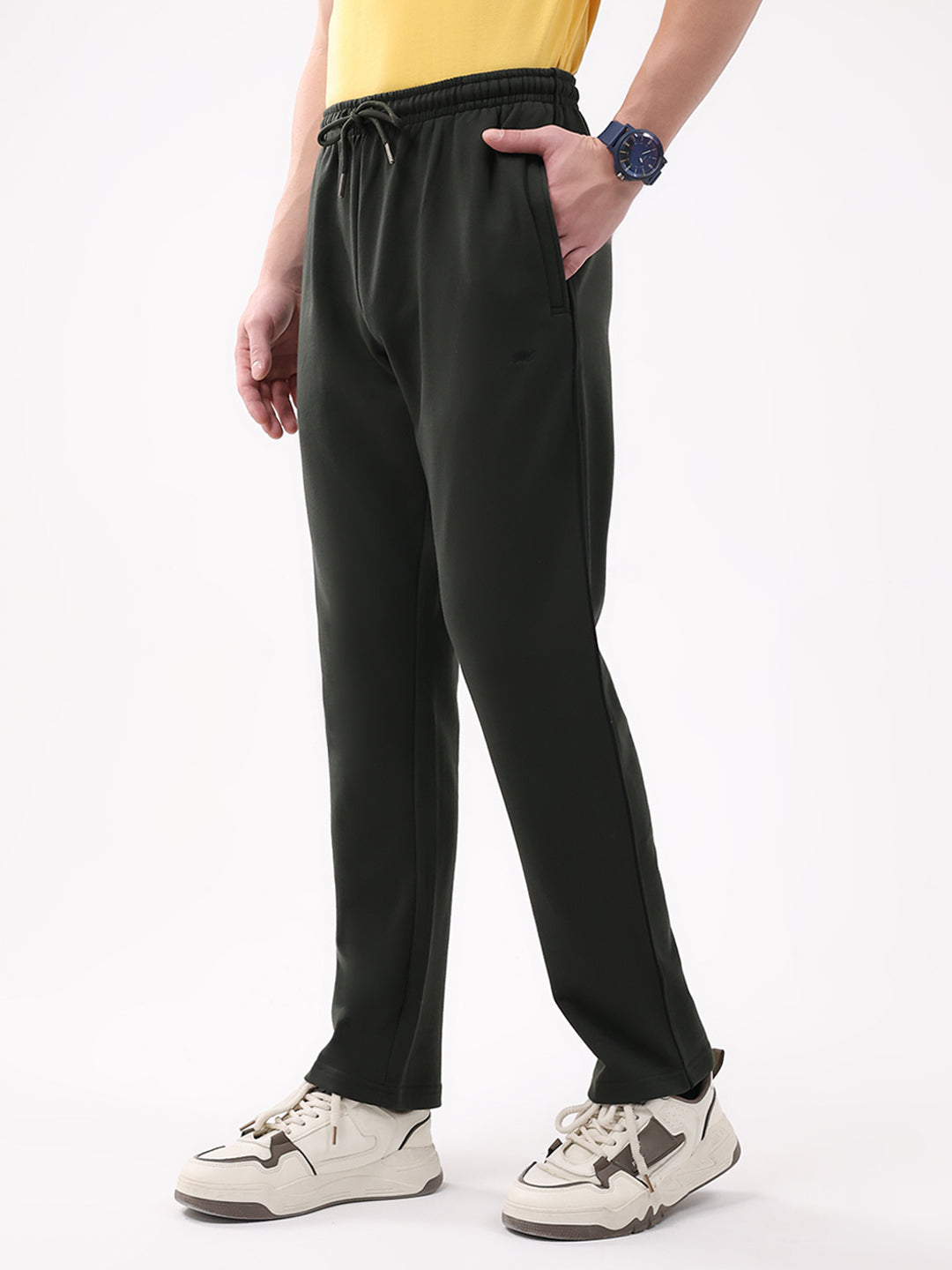 Men Olive Solid Regular Fit Winter Lower