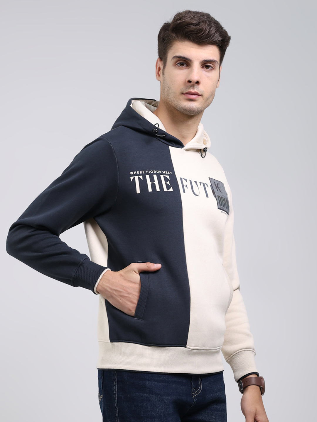 Men Grey Printed Hooded Full Sleeve Sweatshirt